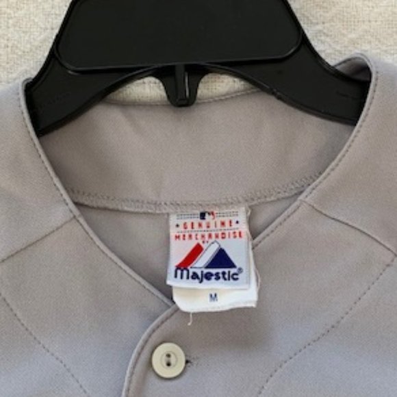 Red Sox Jersey #18 - Men's Medium - Picture 4 of 4